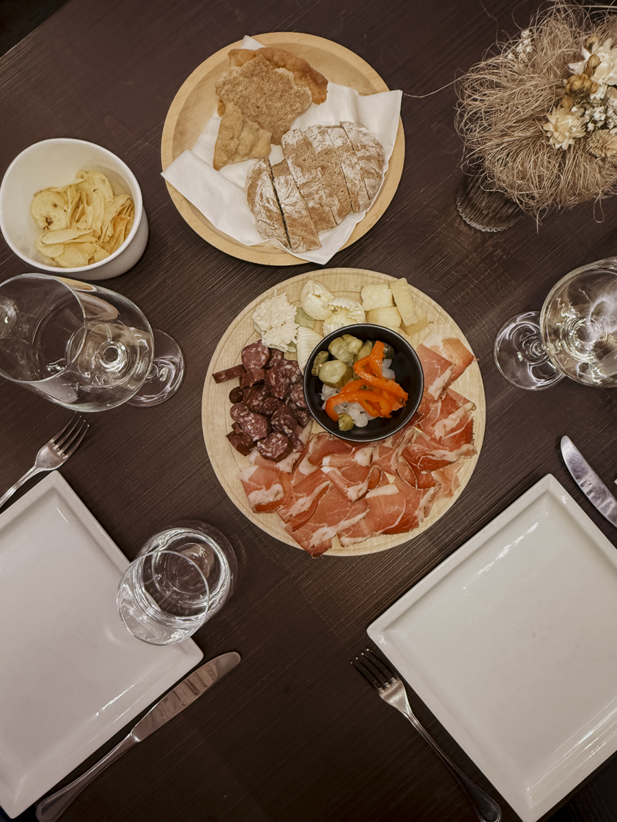 COCOtravel Suedtirol SkyiewChalets Seeschupfe Antipasti 59 COCOtravel Suedtirol SkyiewChalets Seeschupfe Antipasti 59