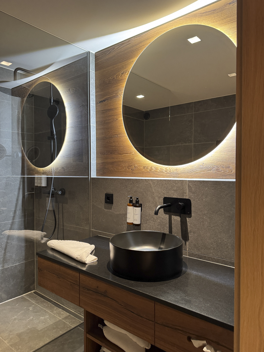 COCOtravel Alpina alpendorf stjohann badezimmer 2