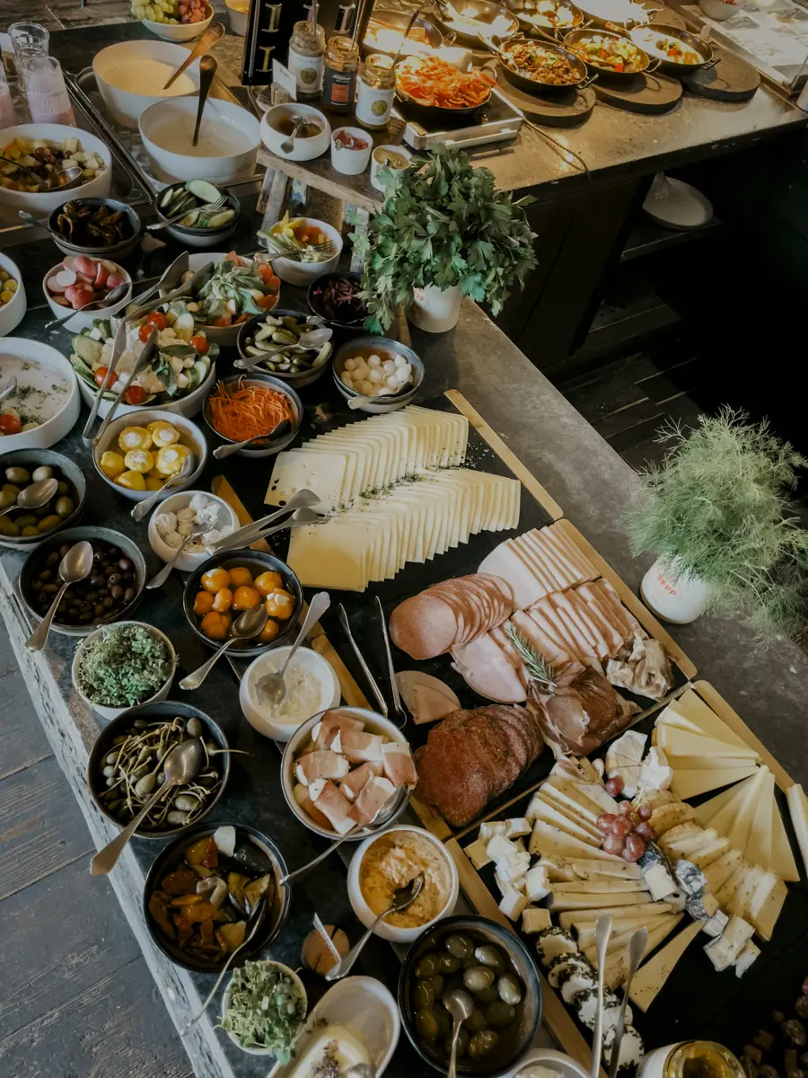 COCOtravel Oesterreich MariaAlm Sepp Fruehstueck Buffet