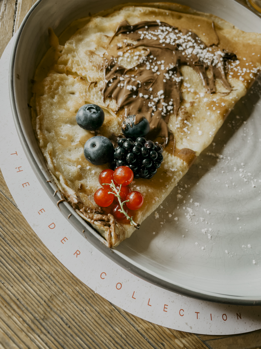 COCOtravel Oesterreich MariaAlm Sepp Fruehstueck Palatschinken