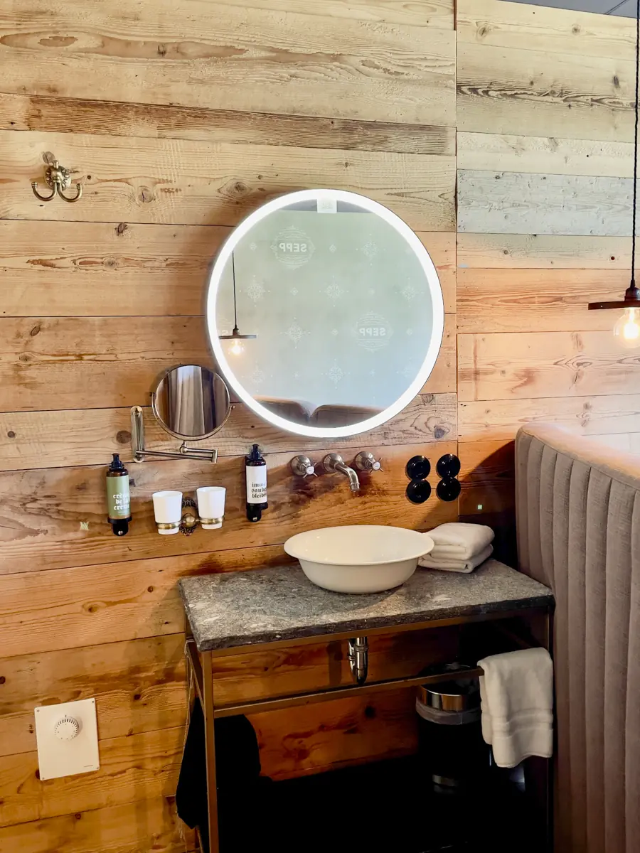 COCOtravel Oesterreich MariaAlm Sepp Zimmer Badezimmer