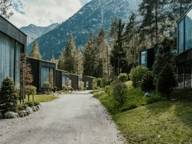 COCOtravel Suedtirol SkyiewChalets Chaletdorf 165.jpg