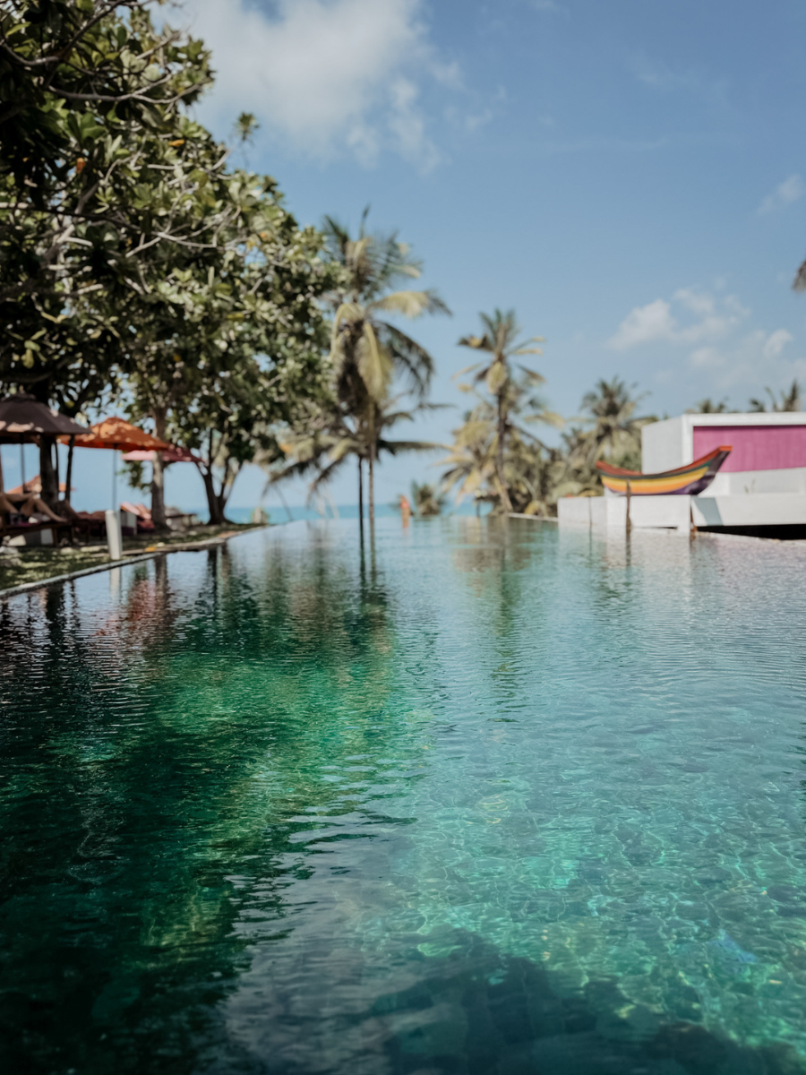 COCOtravel UTMT SriLanka infinitypool