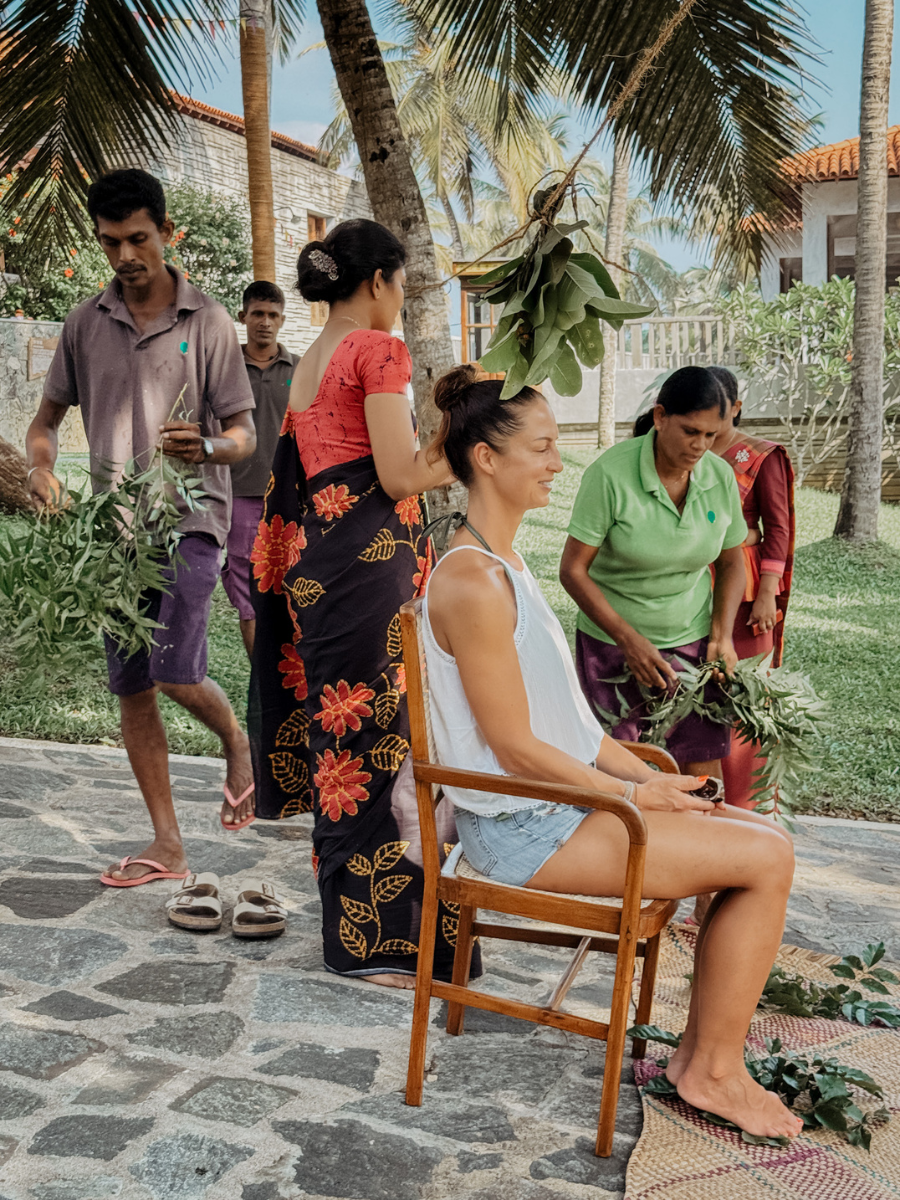 COCOtravel UTMT SriLanka ritual slvia