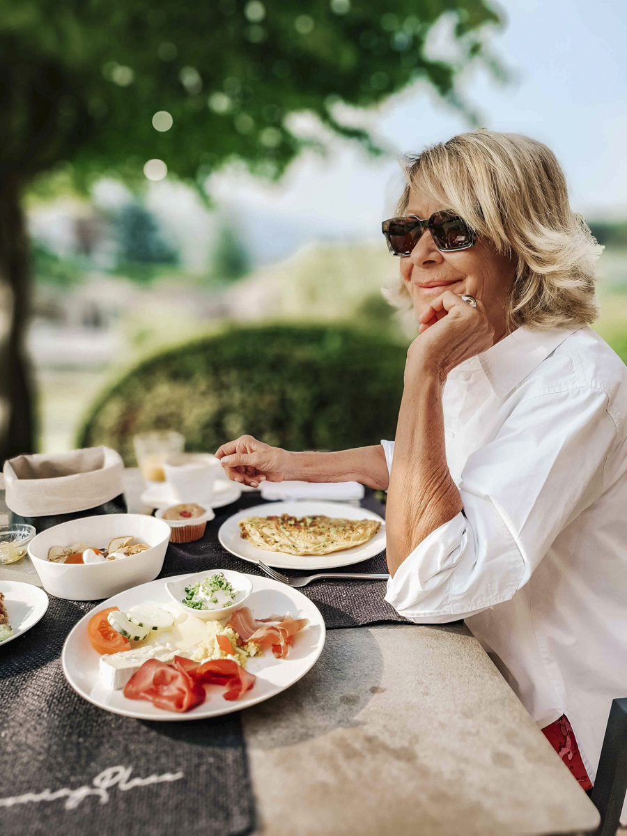 COCOtravel Seehof FruehstueckmitMargit