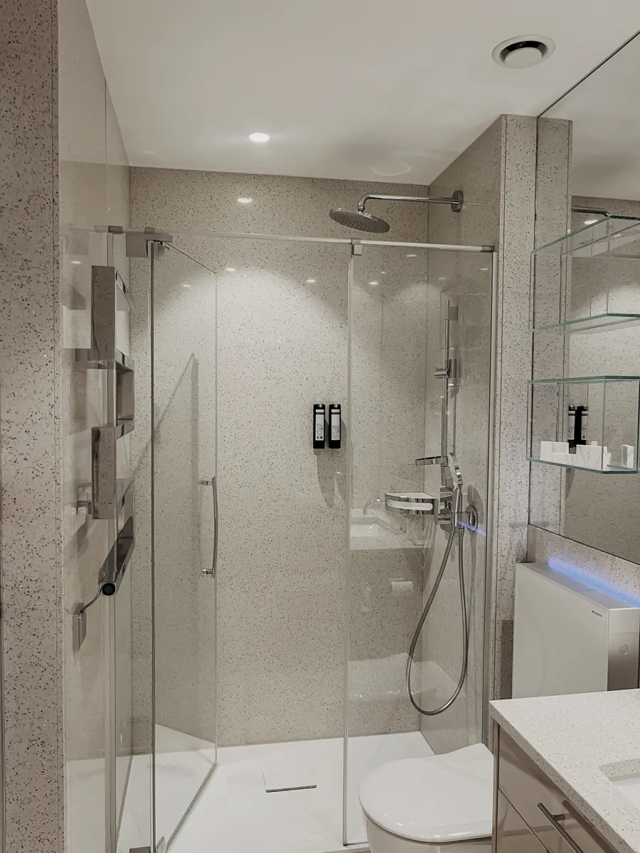 CocoTravel das Tyrol Dusche3