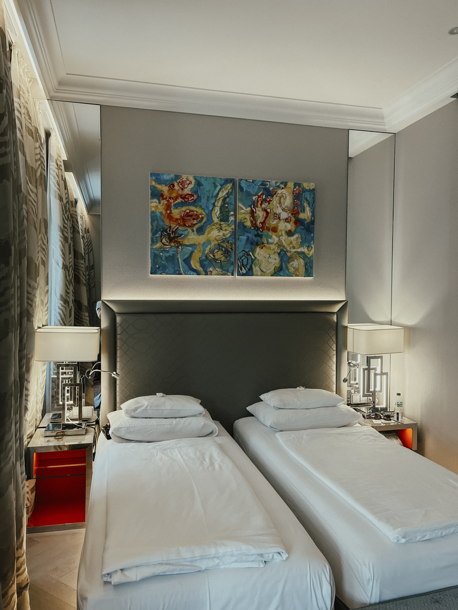 CocoTravel das Tyrol Zimmer3 CocoTravel das Tyrol Zimmer3