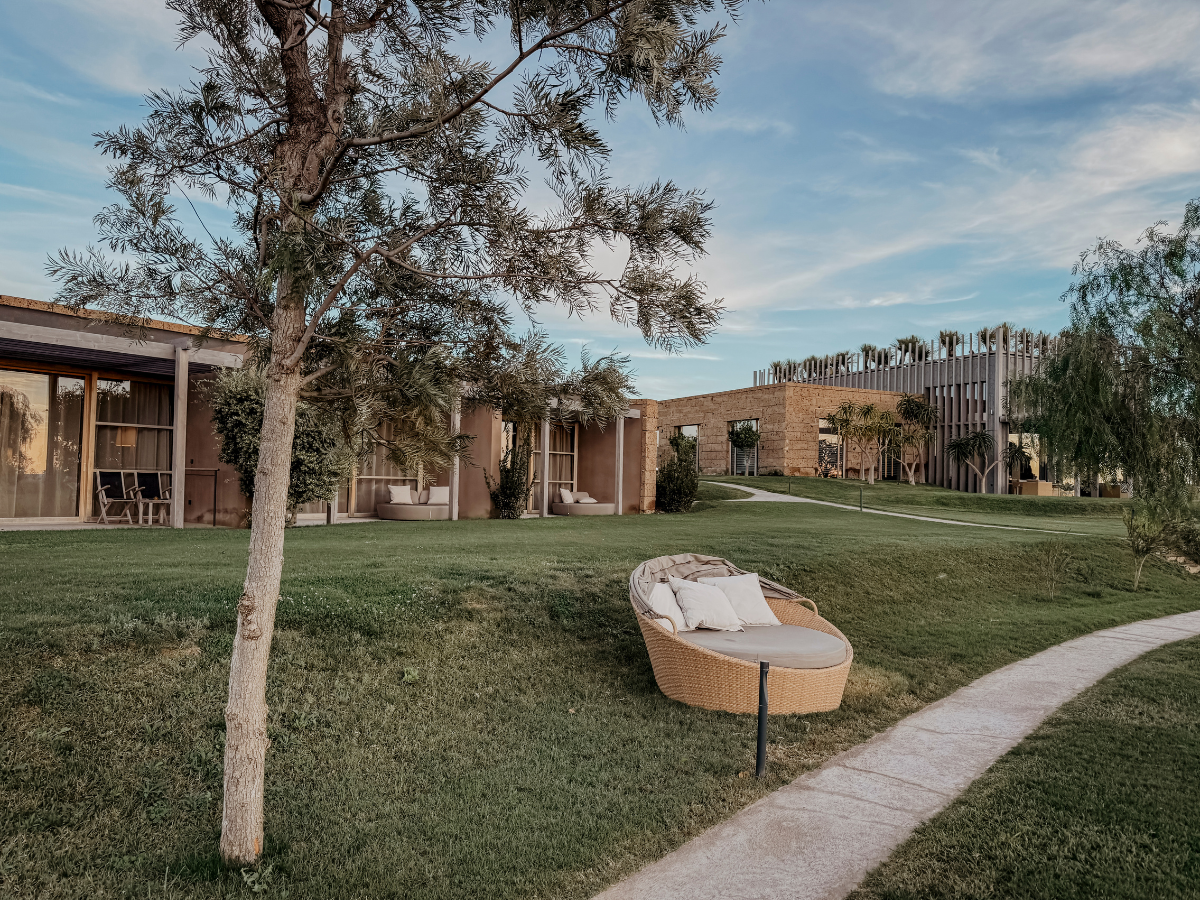 COCOTravel Adler Sizilien Ausenanlage COCOTravel Adler Sizilien Ausenanlage