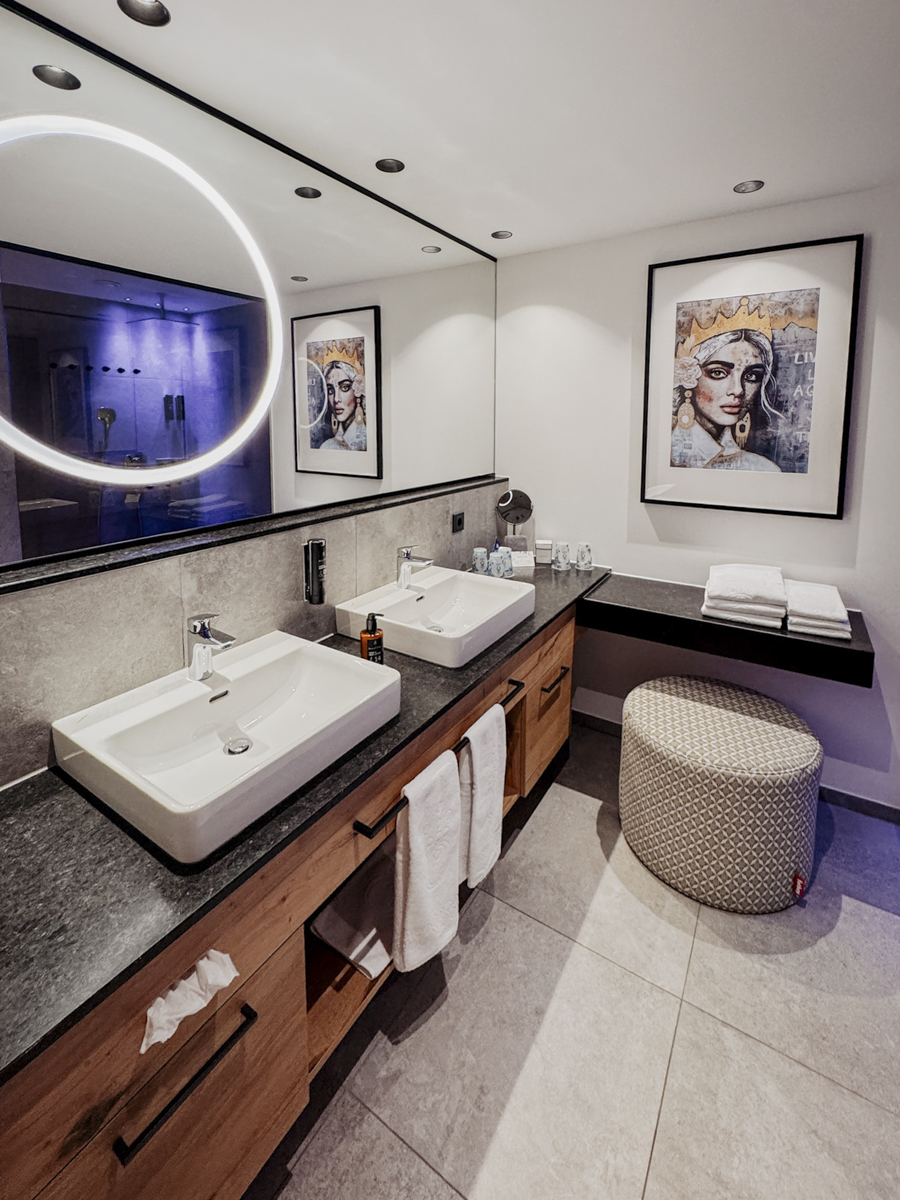 COCOtravel Oesterreich MariaAlm Hochkoenigin Zimmer Bad