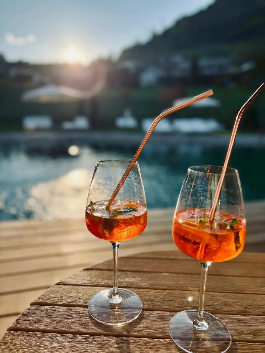 COCOtravel Rosenhof Teichlodges Aperol