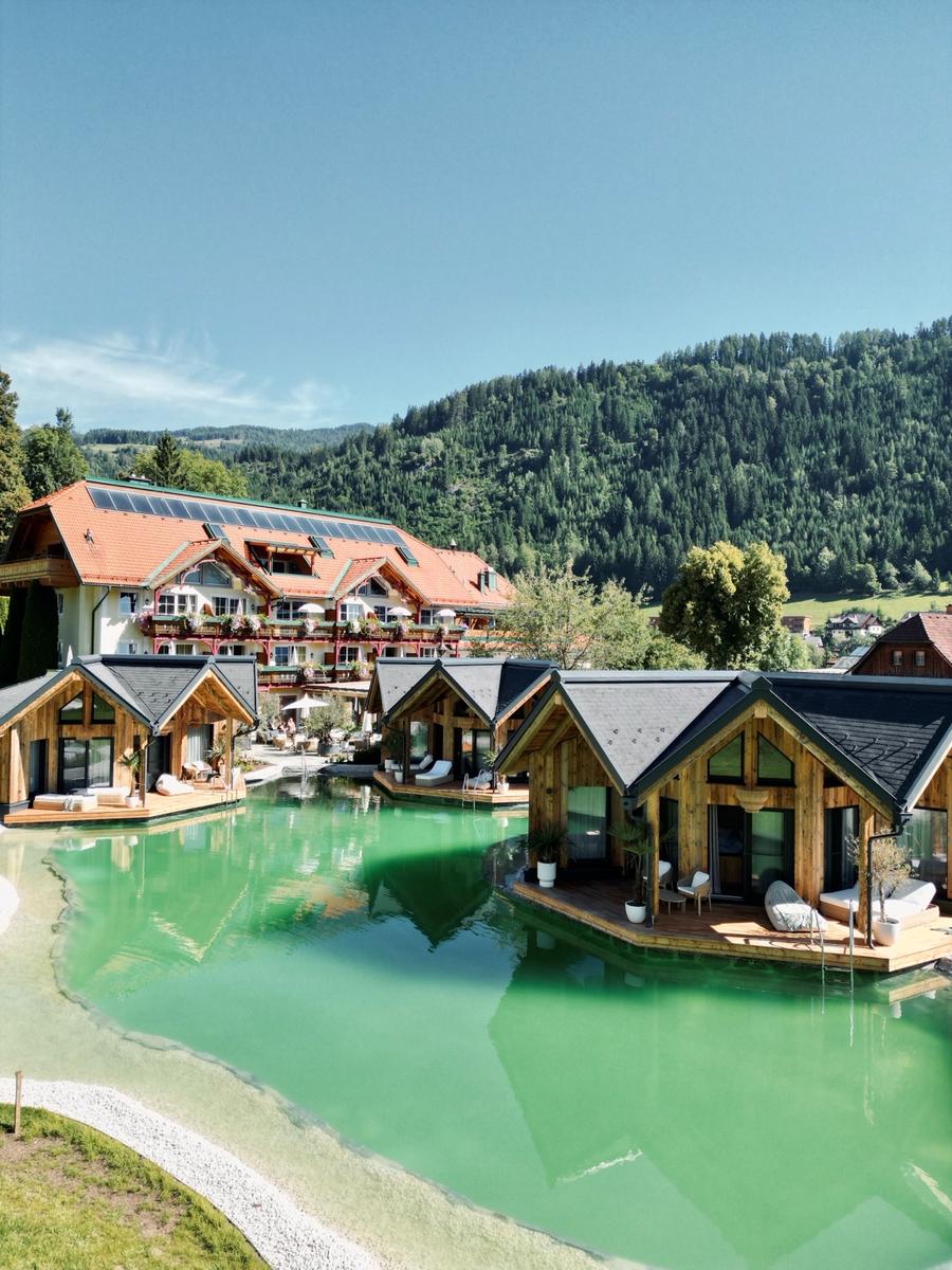 COCOtravel Rosenhof Teichlodges Drohnenansicht 3