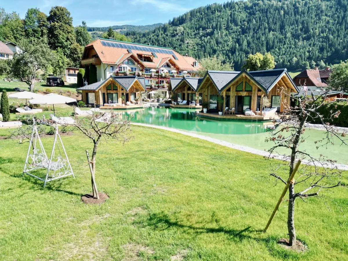 COCOtravel Rosenhof Teichlodges Drohnenansicht 6