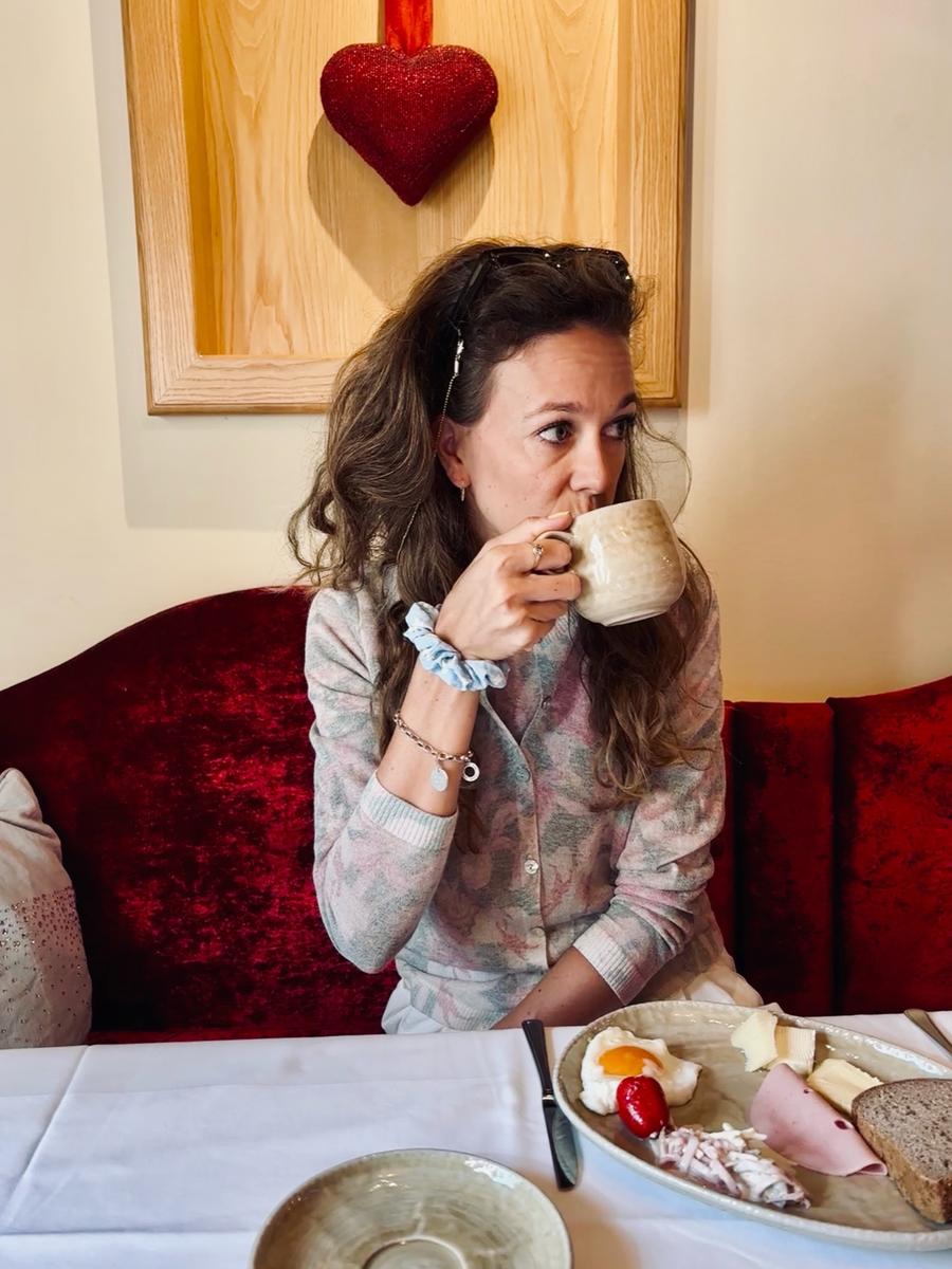 COCOtravel Rosenhof Teichlodges Fruehstueck 3