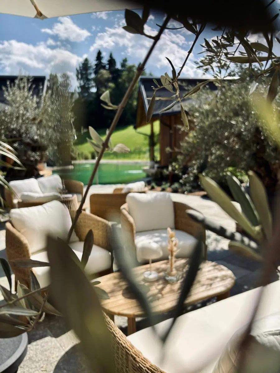 COCOtravel Rosenhof Teichlodges Lounge 4