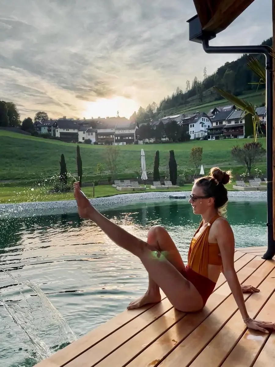 COCOtravel Rosenhof Teichlodges Naturbadeteich 1