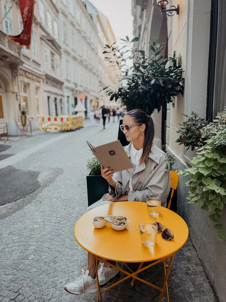 COCOtravel mailbergerhof wien cruxbar gastgarten silvia viu