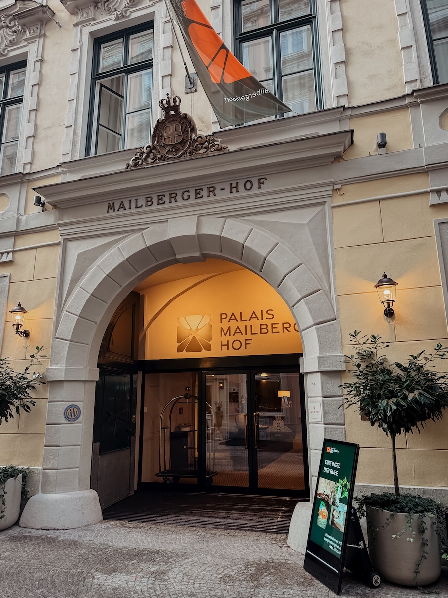 COCOtravel mailbergerhof wien eingang COCOtravel mailbergerhof wien eingang
