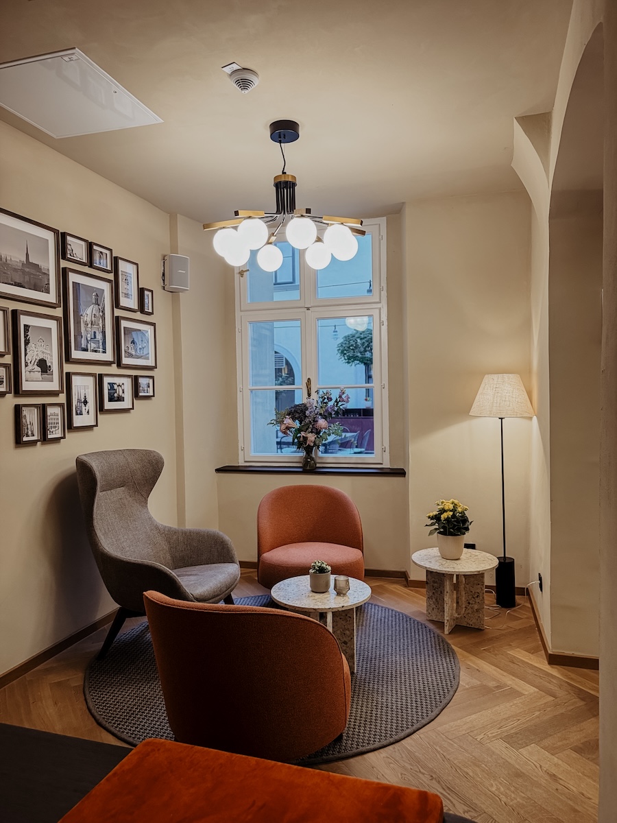 COCOtravel mailbergerhof wien lounge COCOtravel mailbergerhof wien lounge