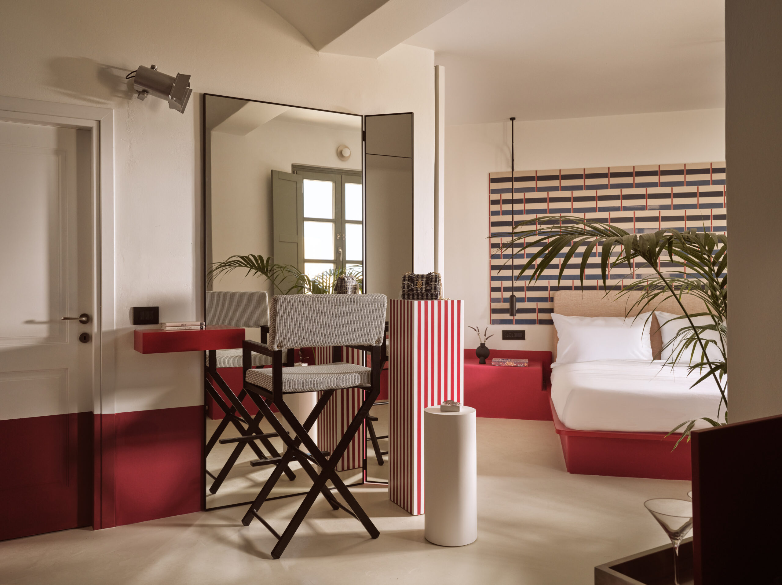 R+ Domes Neema Santorini HERO 01