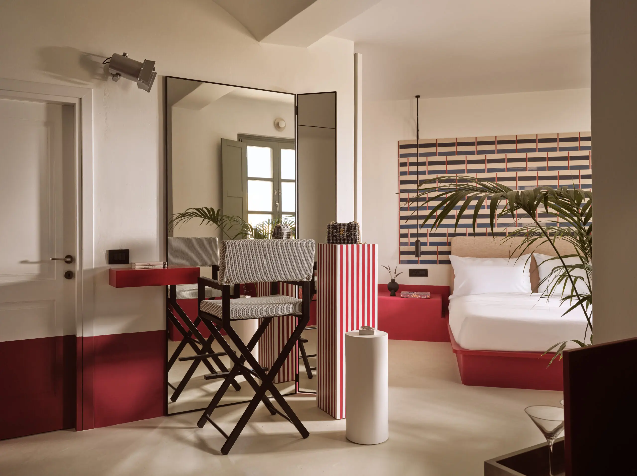 R+ Domes Neema Santorini HERO 01