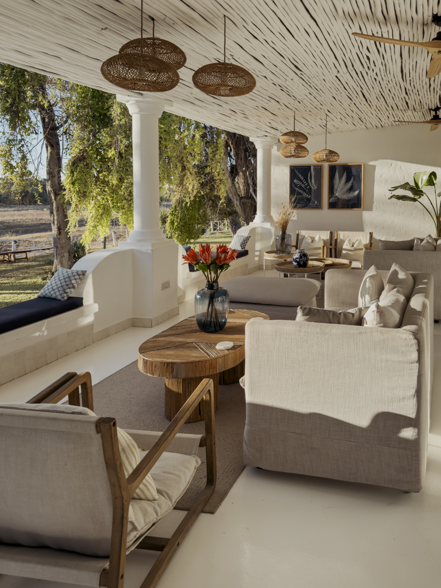 COCOtravel Afrika Botswana GraysEden Lounge außen COCOtravel Afrika Botswana GraysEden Lounge außen