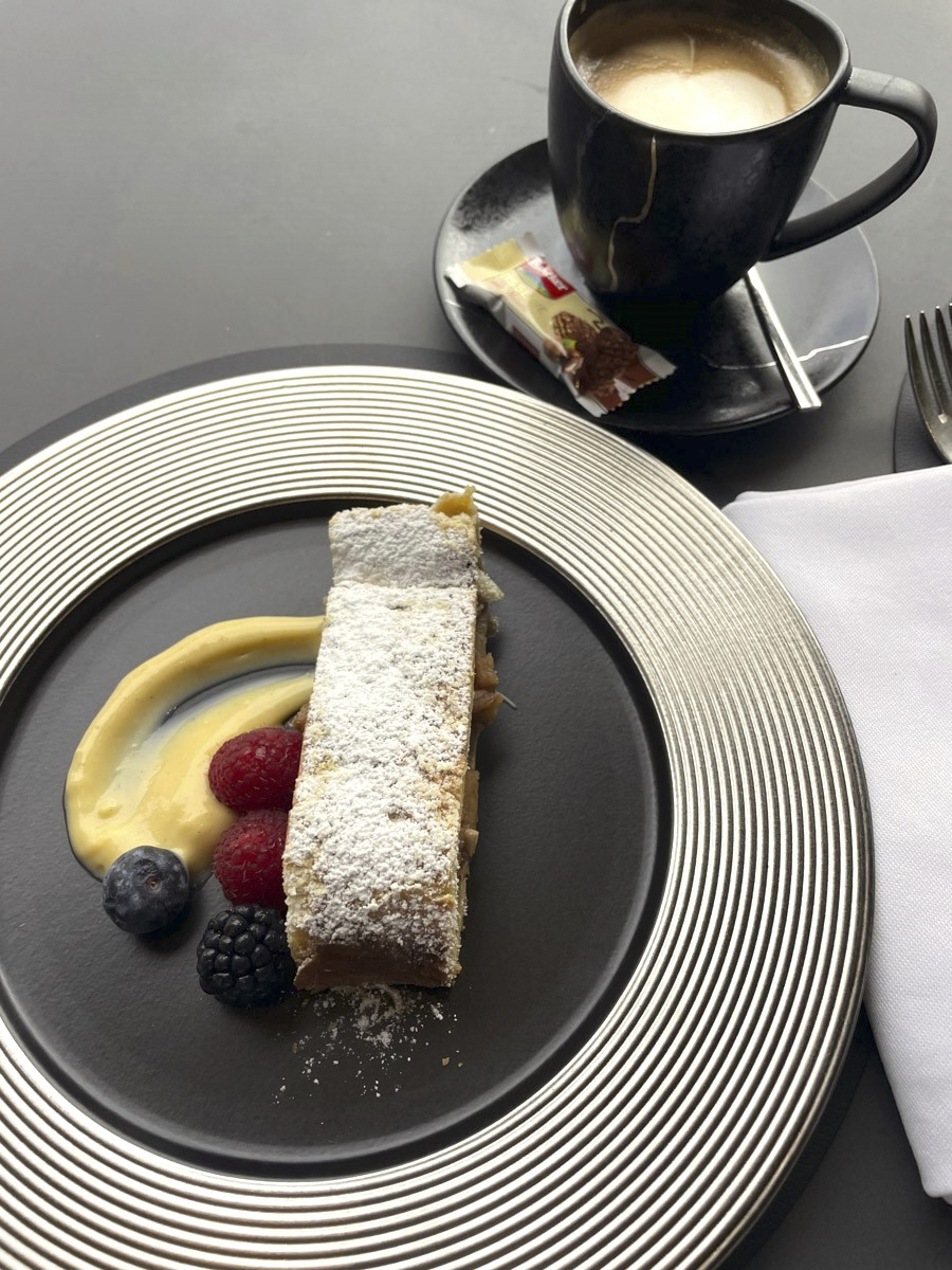 COCOtravel Granbaita Apfelstudel