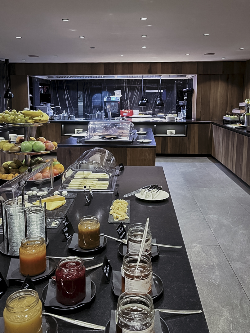 COCOtravel Granbaita Frühstücksraum2