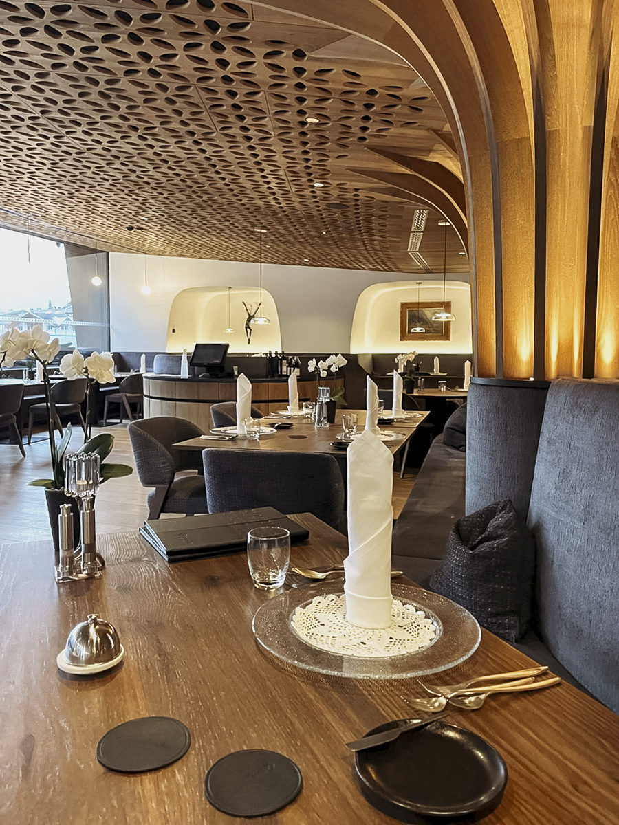 COCOtravel Granbaita Speisetisch4