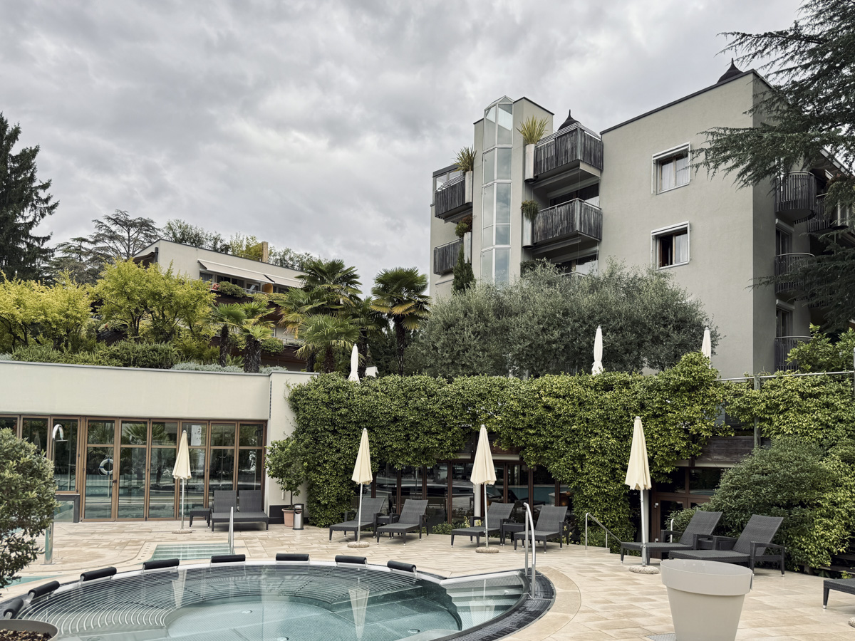 COCOtravel MignonMeran Wellnessbereich Outdoorpool 2 COCOtravel MignonMeran Wellnessbereich Outdoorpool 2