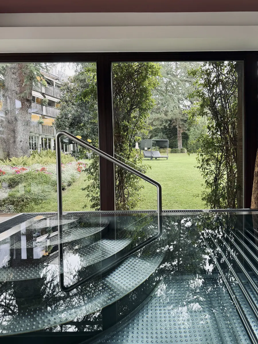 COCOtravel MignonMeran Wellnessbereich Whirlpool 1 COCOtravel MignonMeran Wellnessbereich Whirlpool 1