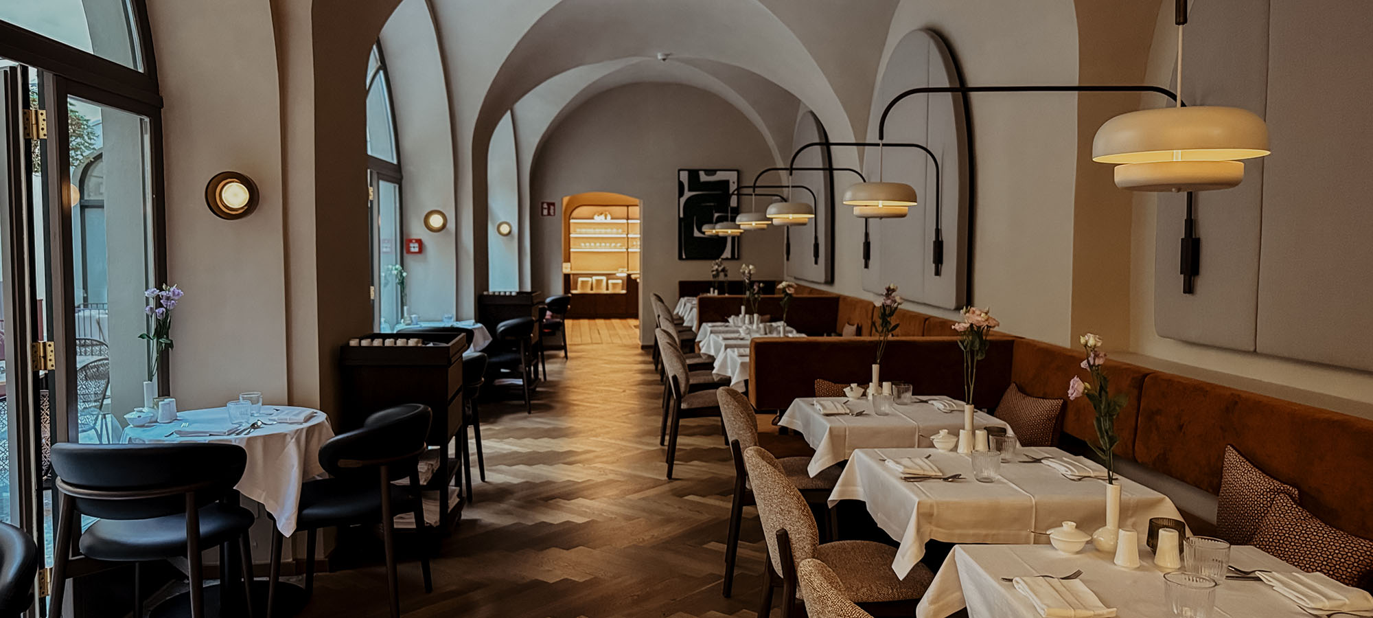 Header COCOtravel mailbergerhof wien fruehstuecksraum quer