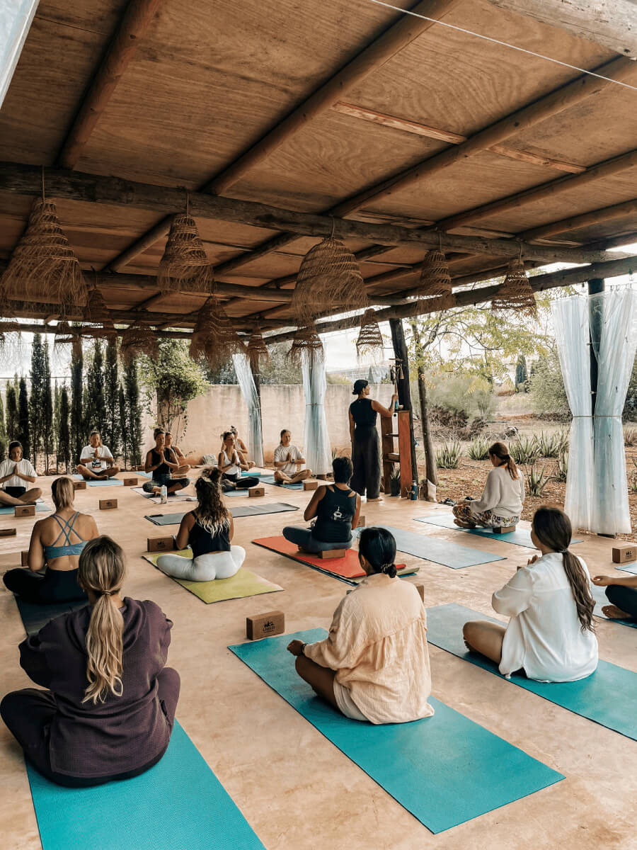 COCOTravel SantAntoni Ibizaloe Yoga COCOTravel SantAntoni Ibizaloe Yoga
