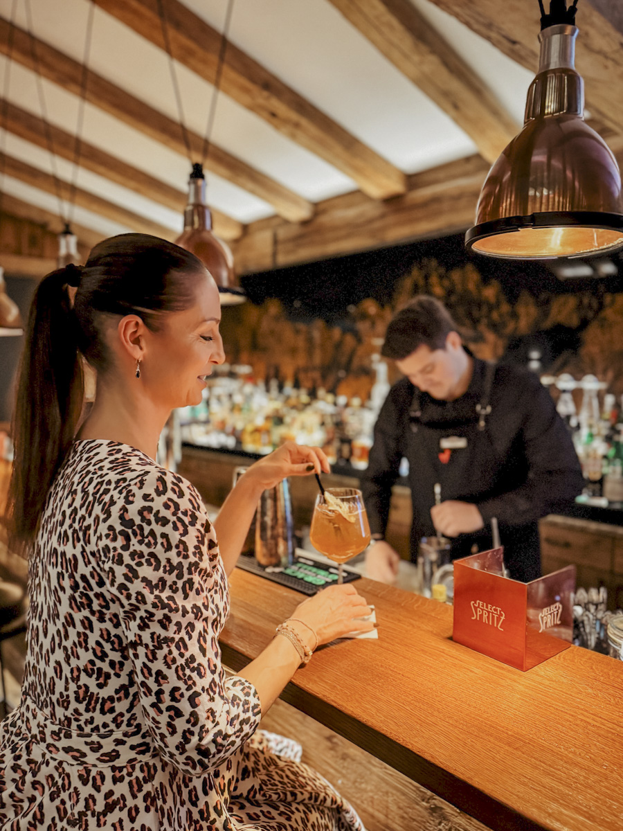 COCOtravel Oesterreich Kitzbuehel Kitzhof Bar Cocktail 4