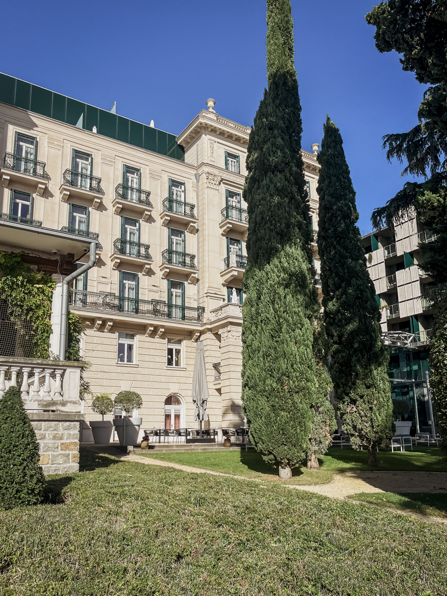 COCOtravel Slowenien Portoroz Kempinski Palace Außenansicht