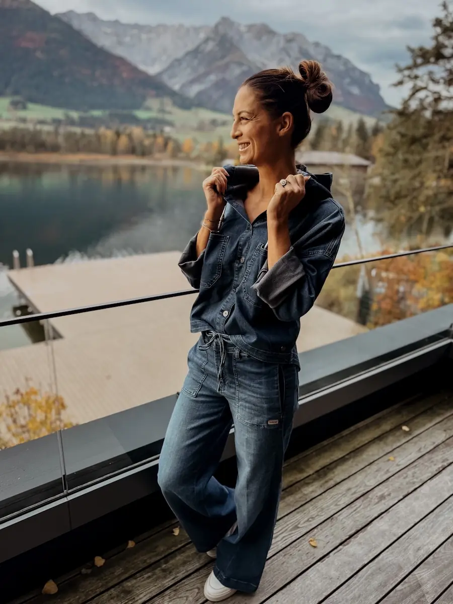 hoch silvia herbstoutfit COCOtravel lakeside walchsee hoch silvia herbstoutfit COCOtravel lakeside walchsee