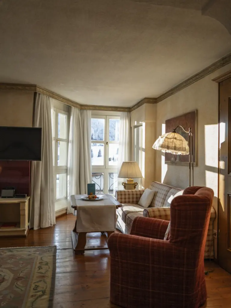 COCOTravel Achenkirch Posthotel Zimmer Web 1 768x1024.jpg