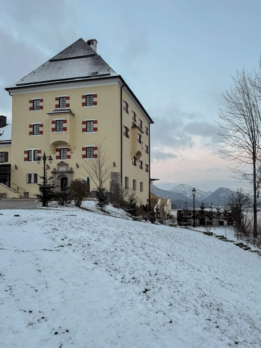 COCOtravel Oesterreich Fuschl Rosewood SchlossFuschl Schloss von außen 2