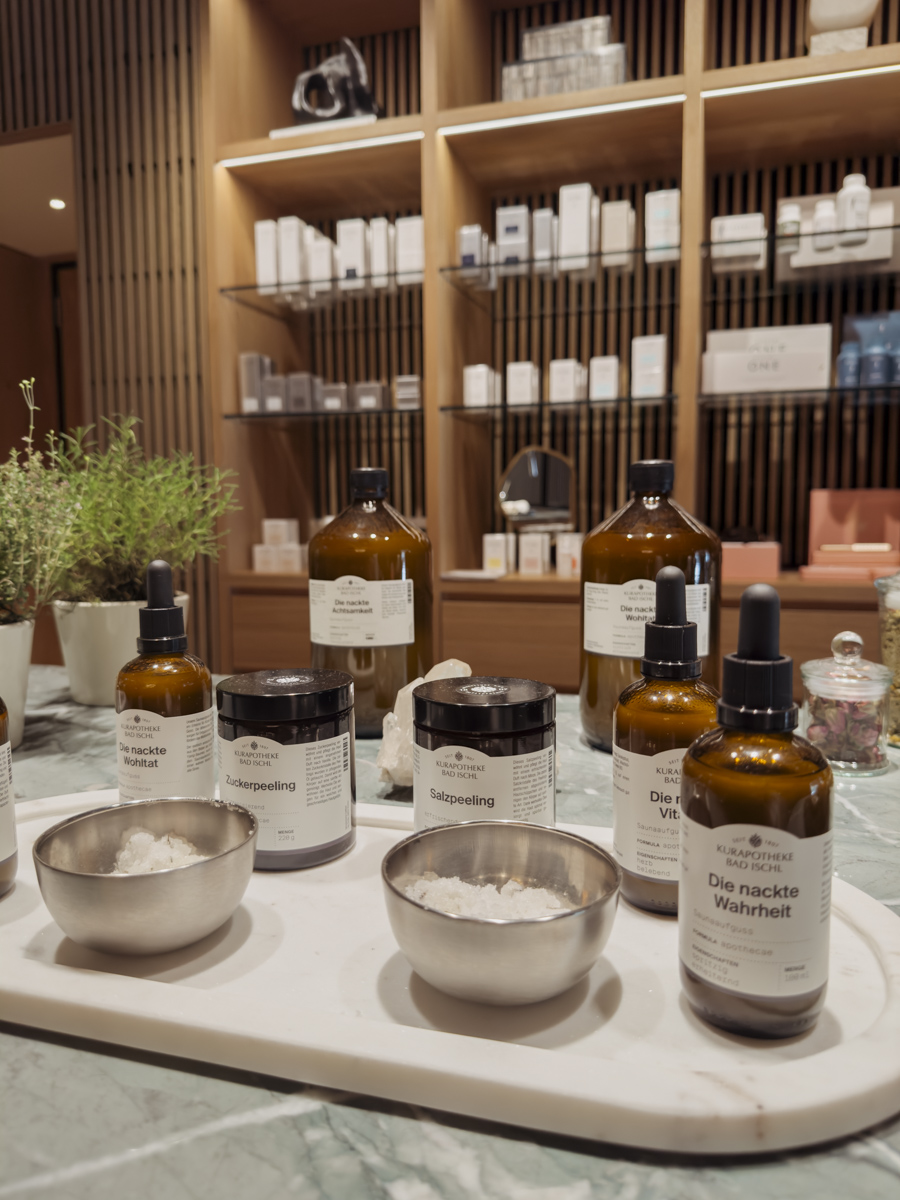 COCOtravel Oesterreich Fuschl Rosewood SchlossFuschl Spa Rezeption