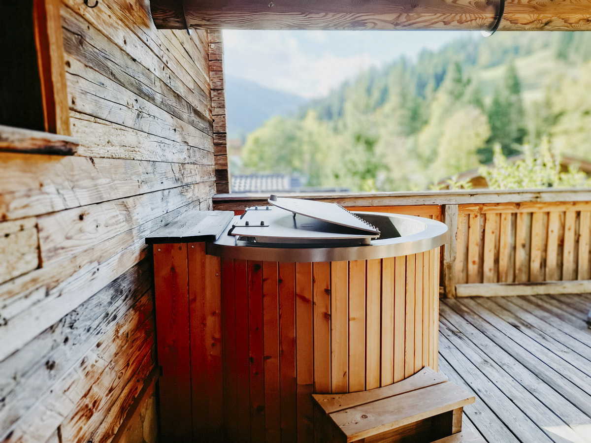 COCOtravel Prechtlgut Hottub2