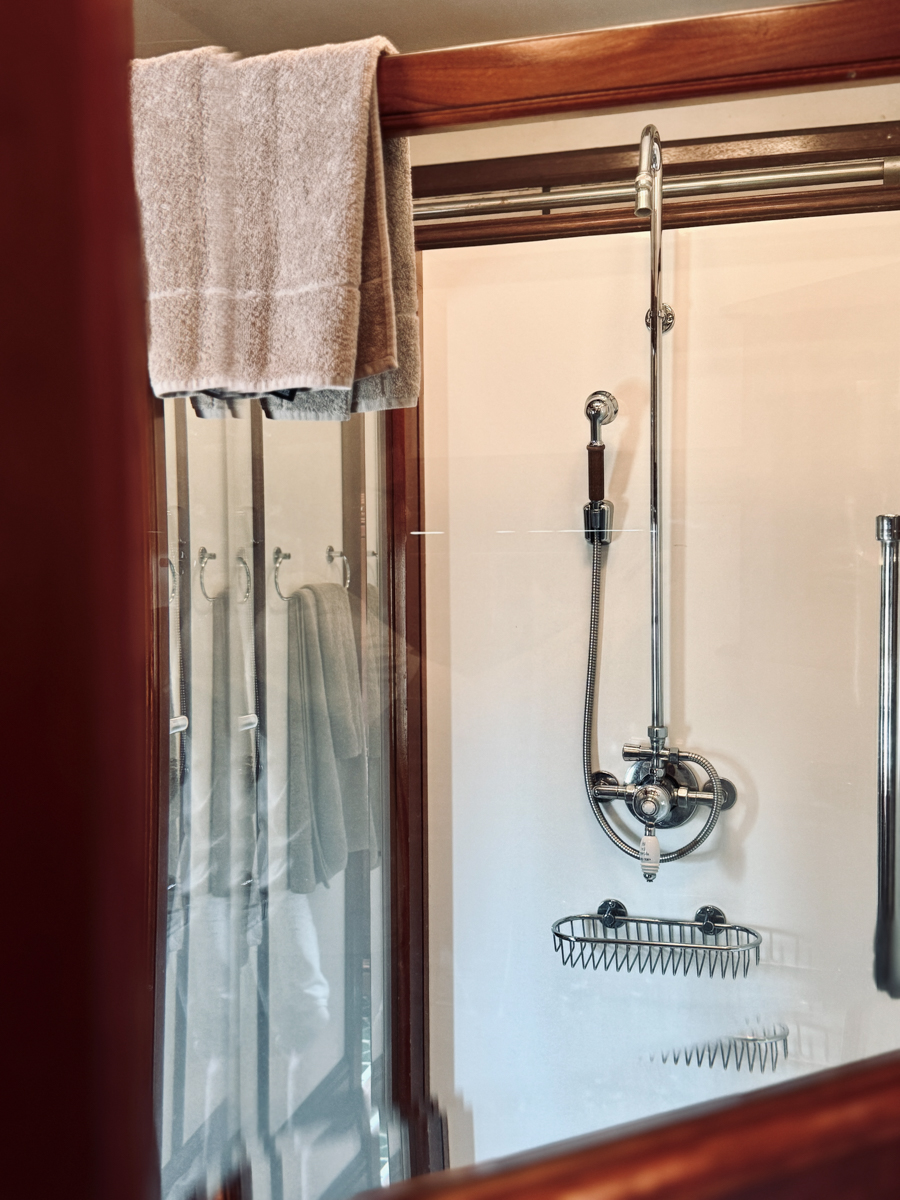 COCOtravel Suedafrika RovosRail DeluxeSuite Badezimmer 3