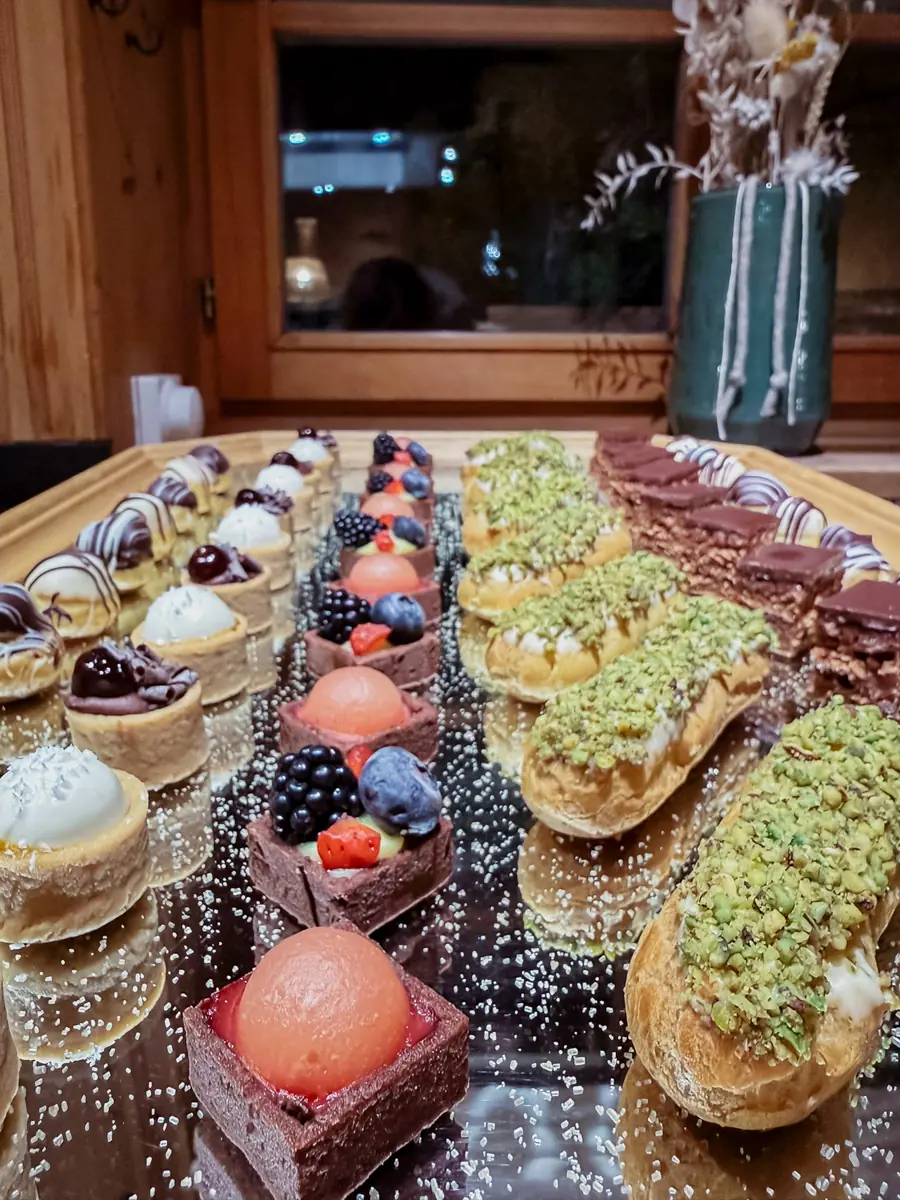 COCOtravel Südtirol Leitlhof Dessertbuffet1 COCOtravel Südtirol Leitlhof Dessertbuffet1