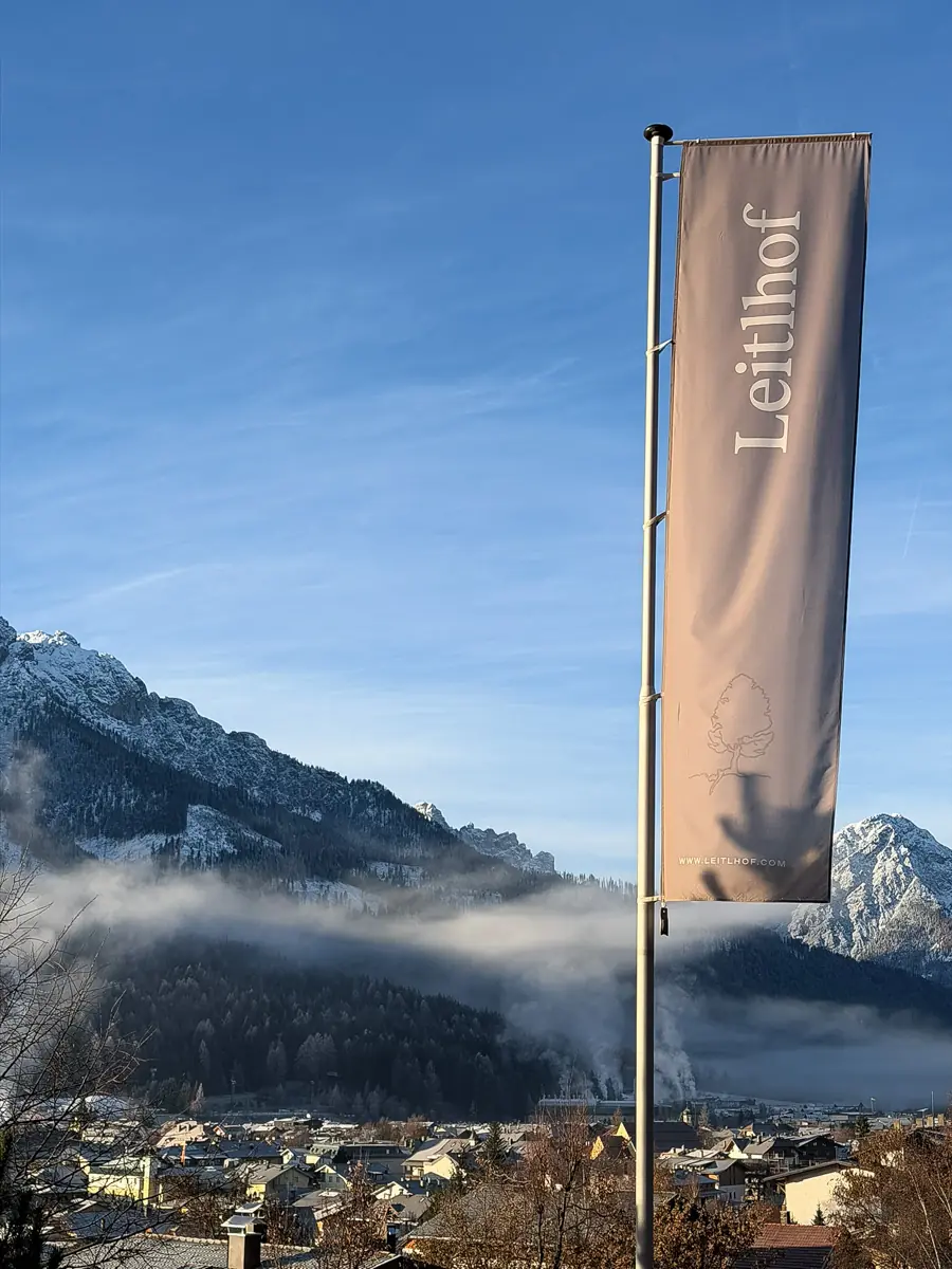 COCOtravel Südtirol Leitlhof Fahne COCOtravel Südtirol Leitlhof Fahne