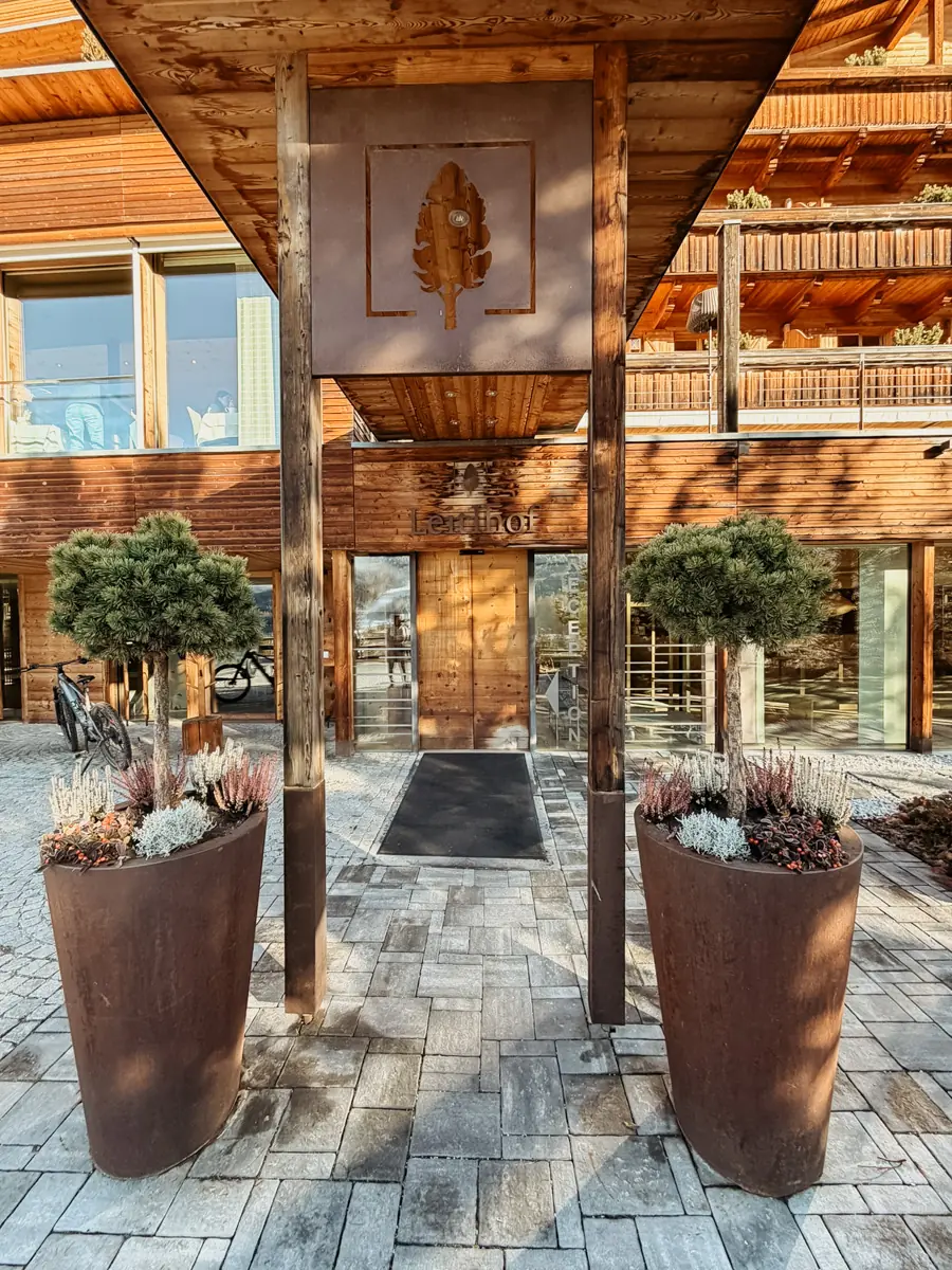 COCOtravel Südtirol Leitlhof Hotelzugang1 COCOtravel Südtirol Leitlhof Hotelzugang1