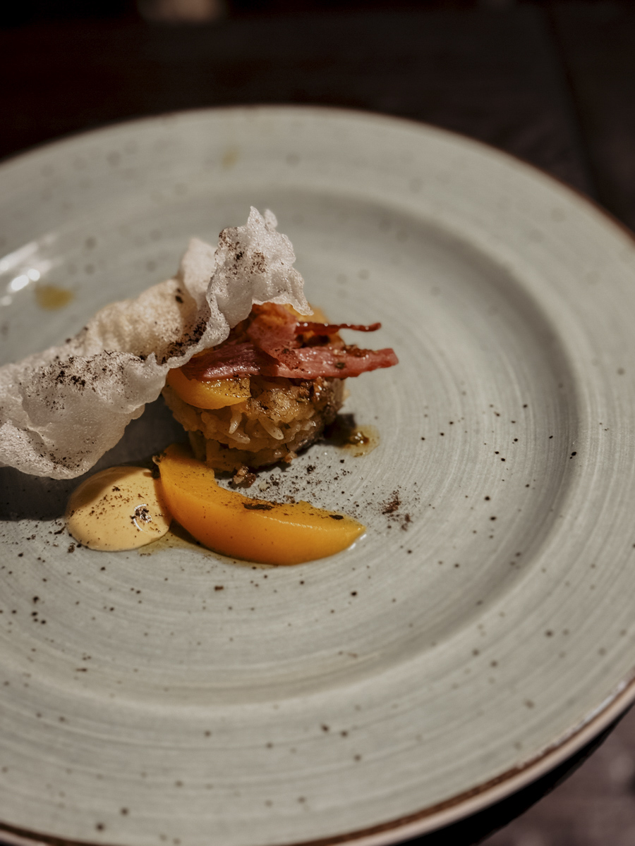 COCOtravel Botswana GreatPlains DubaExplorersCamp Restaurant Dinner 2