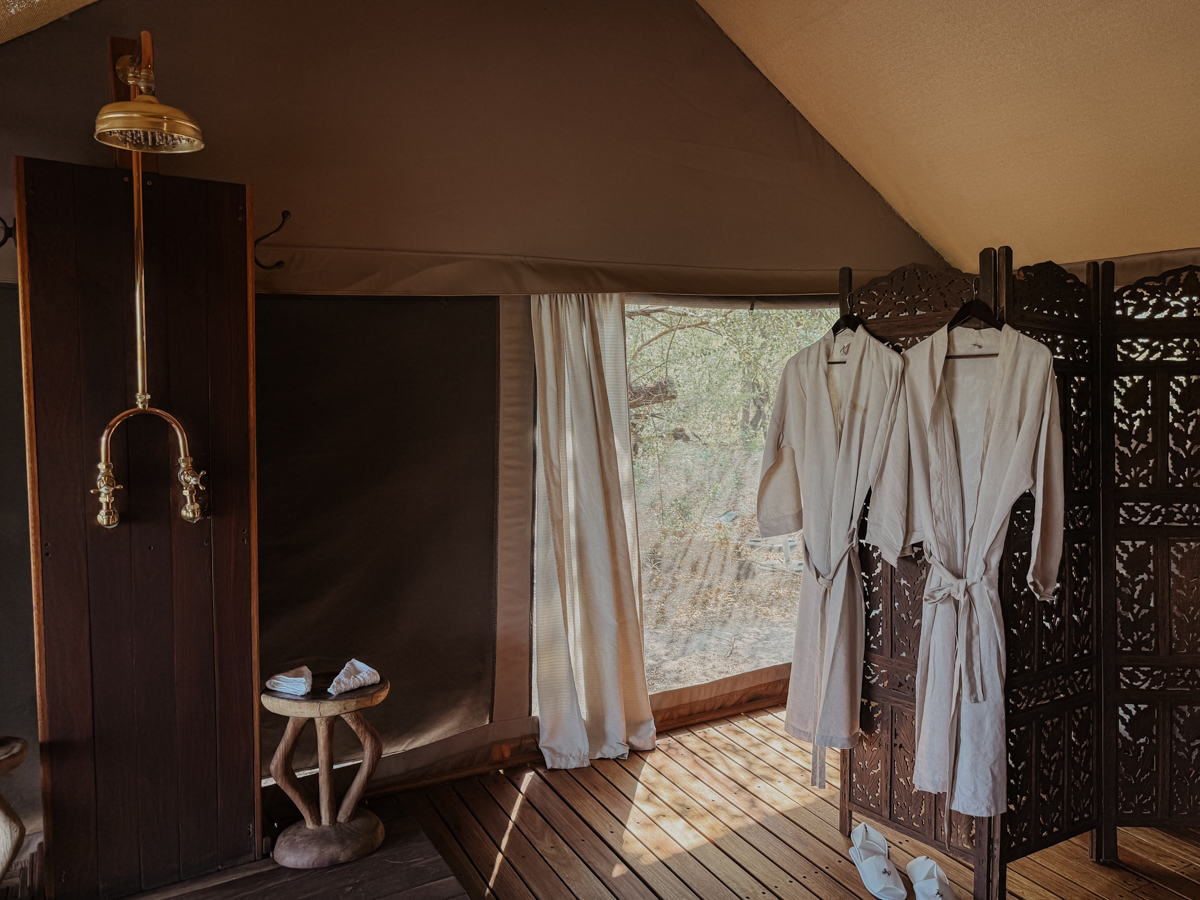 COCOtravel Botswana GreatPlains OkavangoExplorersCamp Room 8