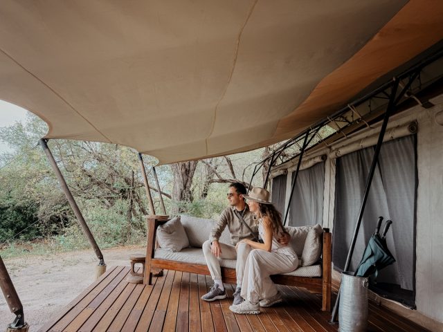 COCOtravel Botswana GreatPlains OkavangoExplorersCamp Room Terrasse 4