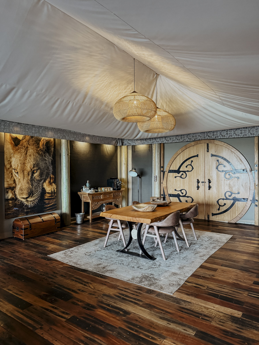 COCOtravel Botswana GreatPlains SitatungaPrivateIsland Suite Wohnzimmer 28 COCOtravel Botswana GreatPlains SitatungaPrivateIsland Suite Wohnzimmer 28