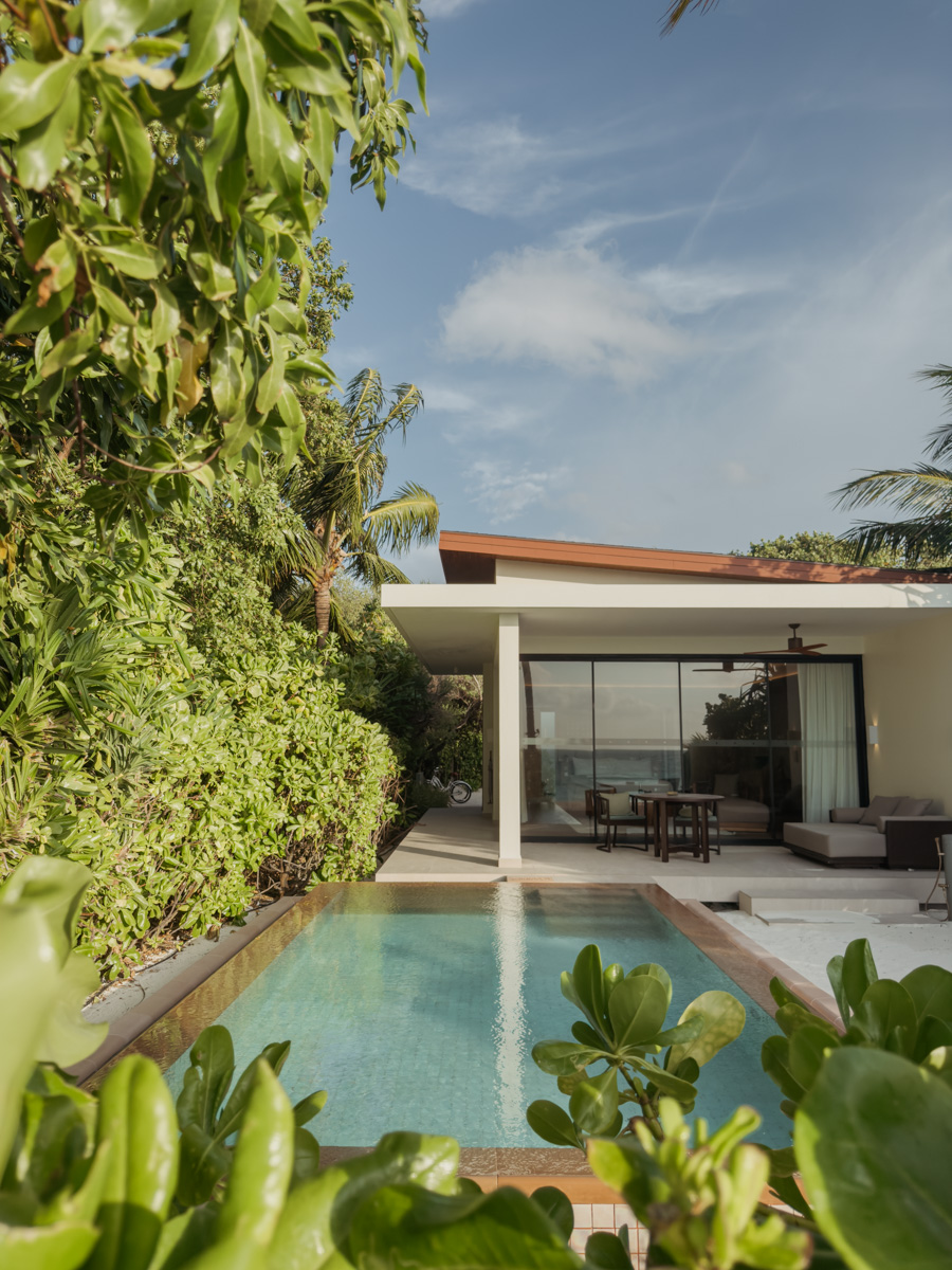 COCOtravel KudaVillingili Malediven BeachVilla mit Pool 24 COCOtravel KudaVillingili Malediven BeachVilla mit Pool 24