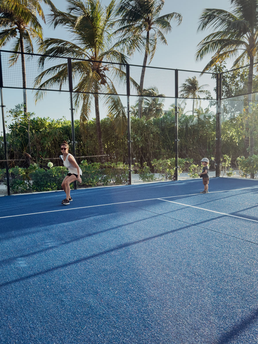 COCOtravel KudaVillingili Malediven PaddleTennis 16 COCOtravel KudaVillingili Malediven PaddleTennis 16