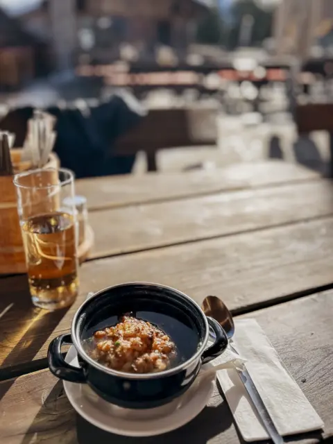 COCOtravel Oesterreich StJohann Alpina Alpendorf Skigbiet Huette 480x640.jpg